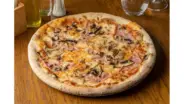 Pizza prosciuto funghi